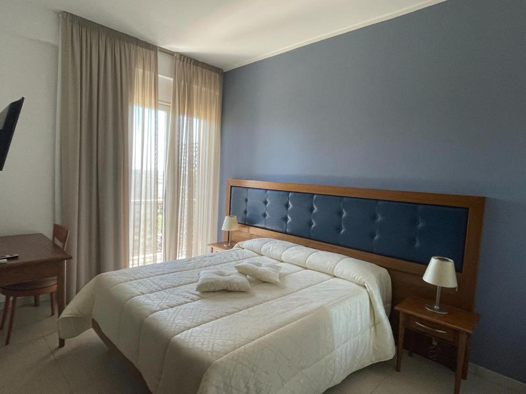 Hotel Posidonia Porto Cesareo Exterior foto